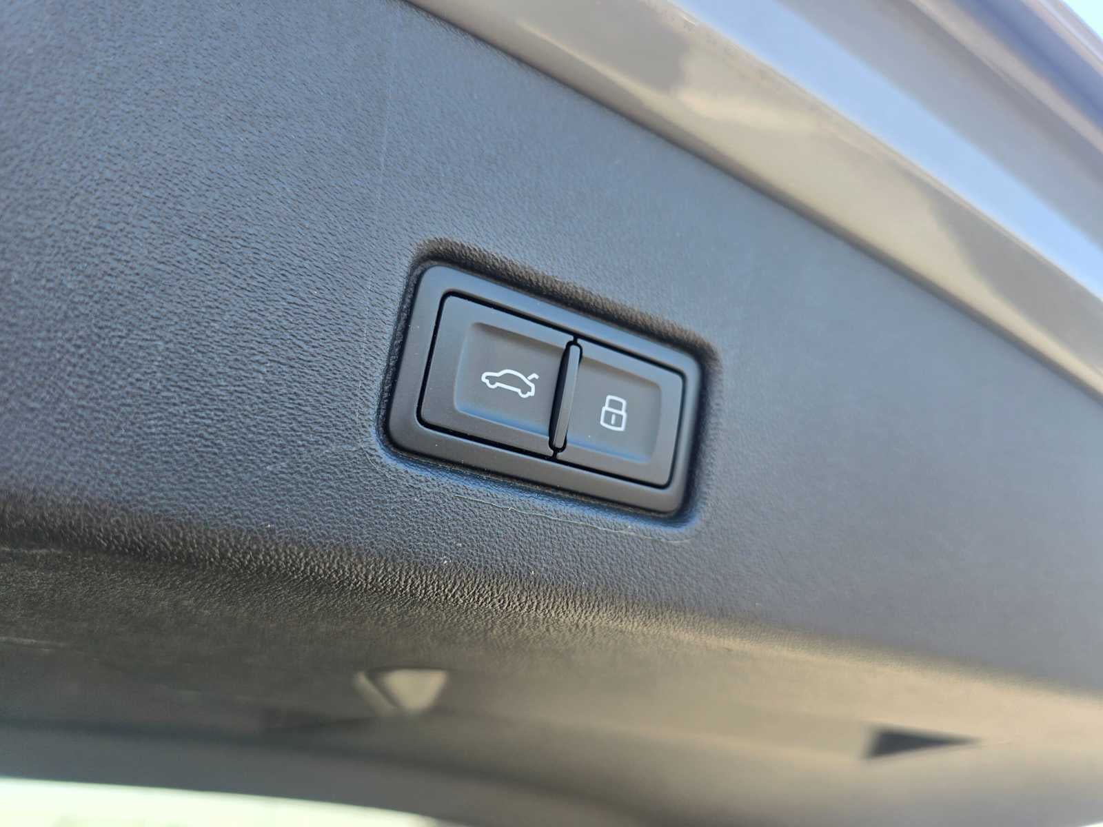 2023 Audi Q4 e-tron Premium Plus