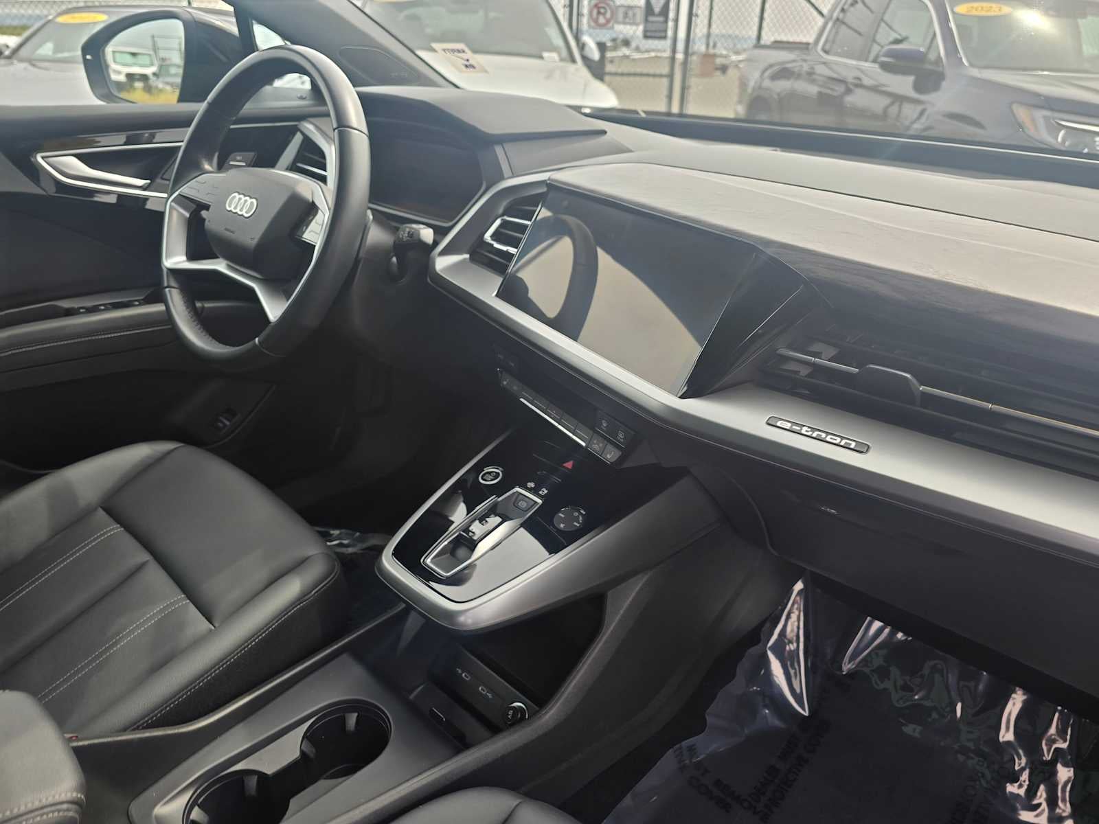 2024 Audi Q4 e-tron Premium Plus