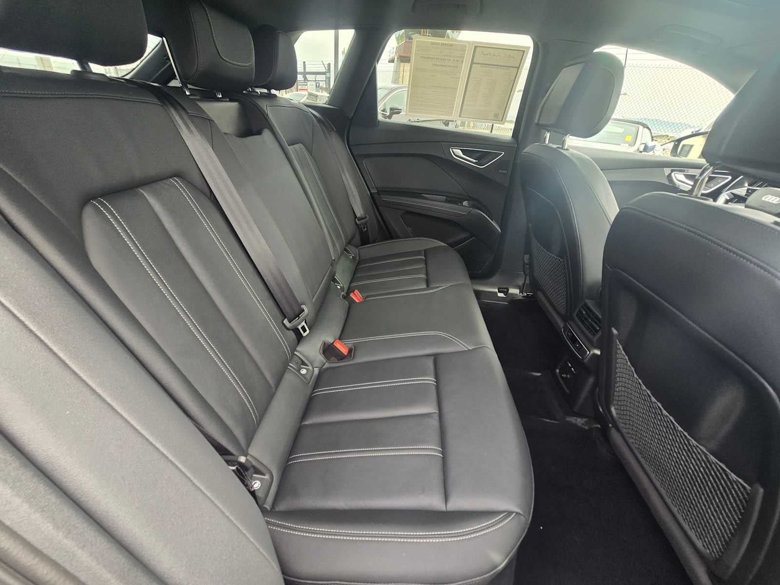 2024 Audi Q4 e-tron Premium Plus