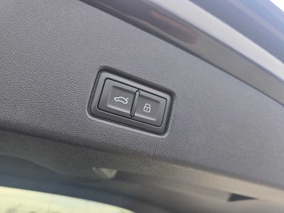 2024 Audi Q4 e-tron Premium Plus