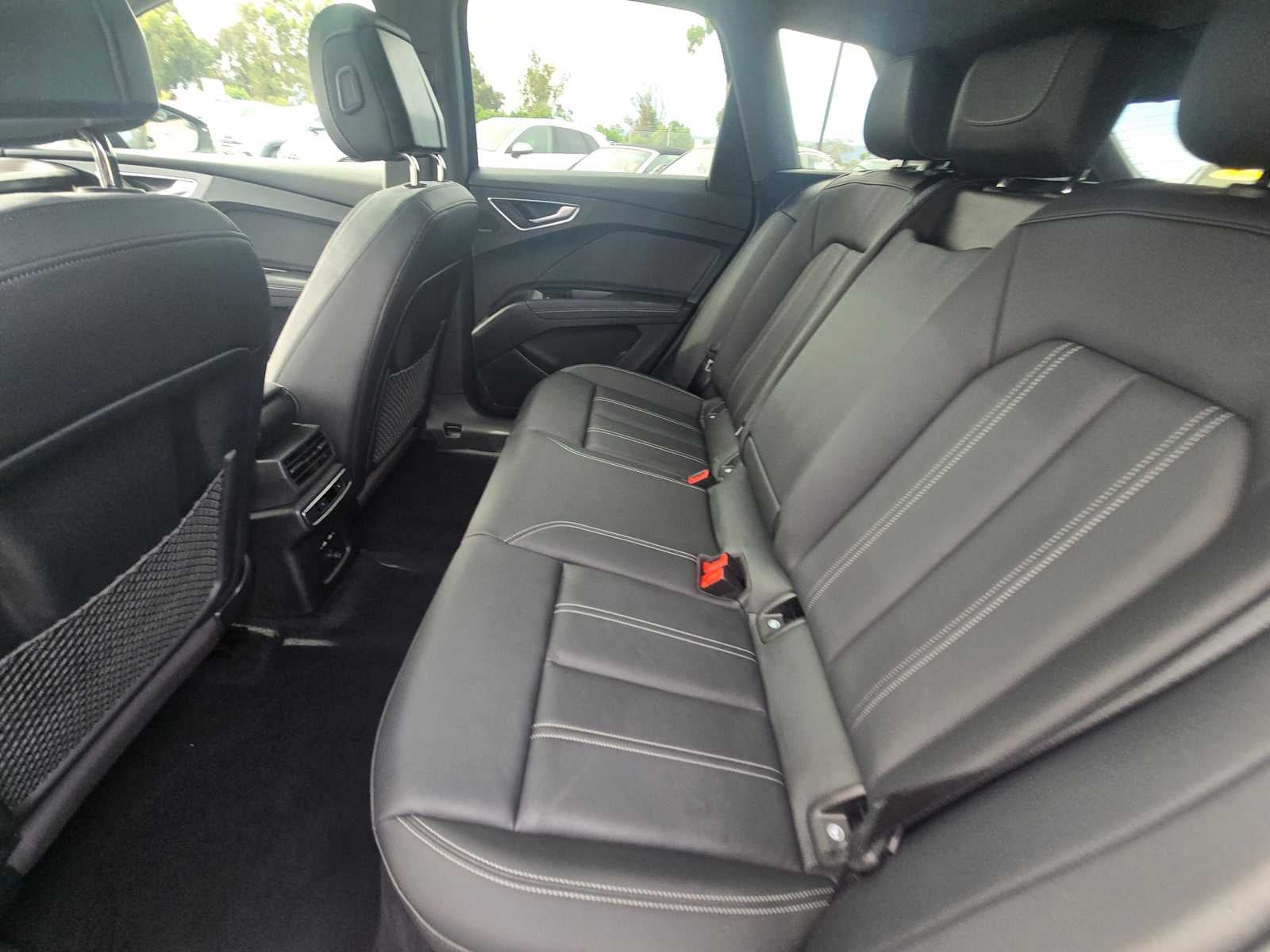 2024 Audi Q4 e-tron Premium Plus