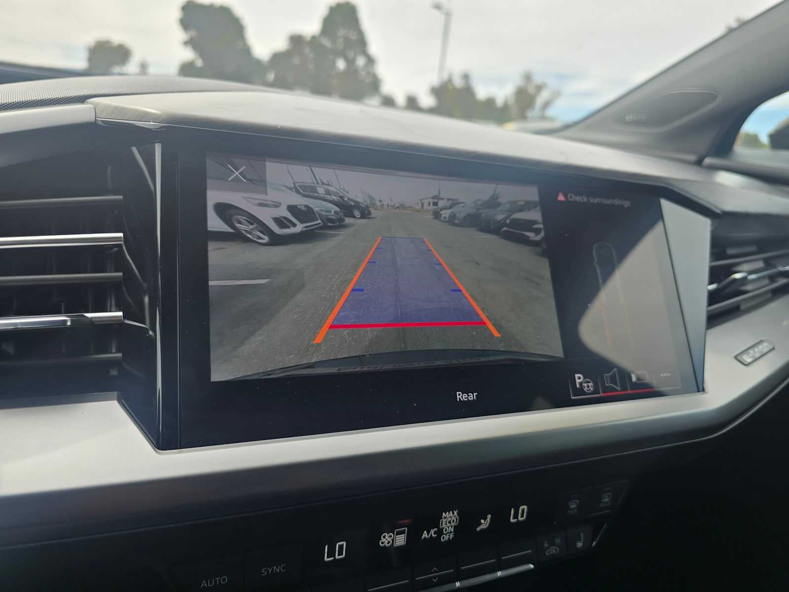 2024 Audi Q4 e-tron Premium Plus