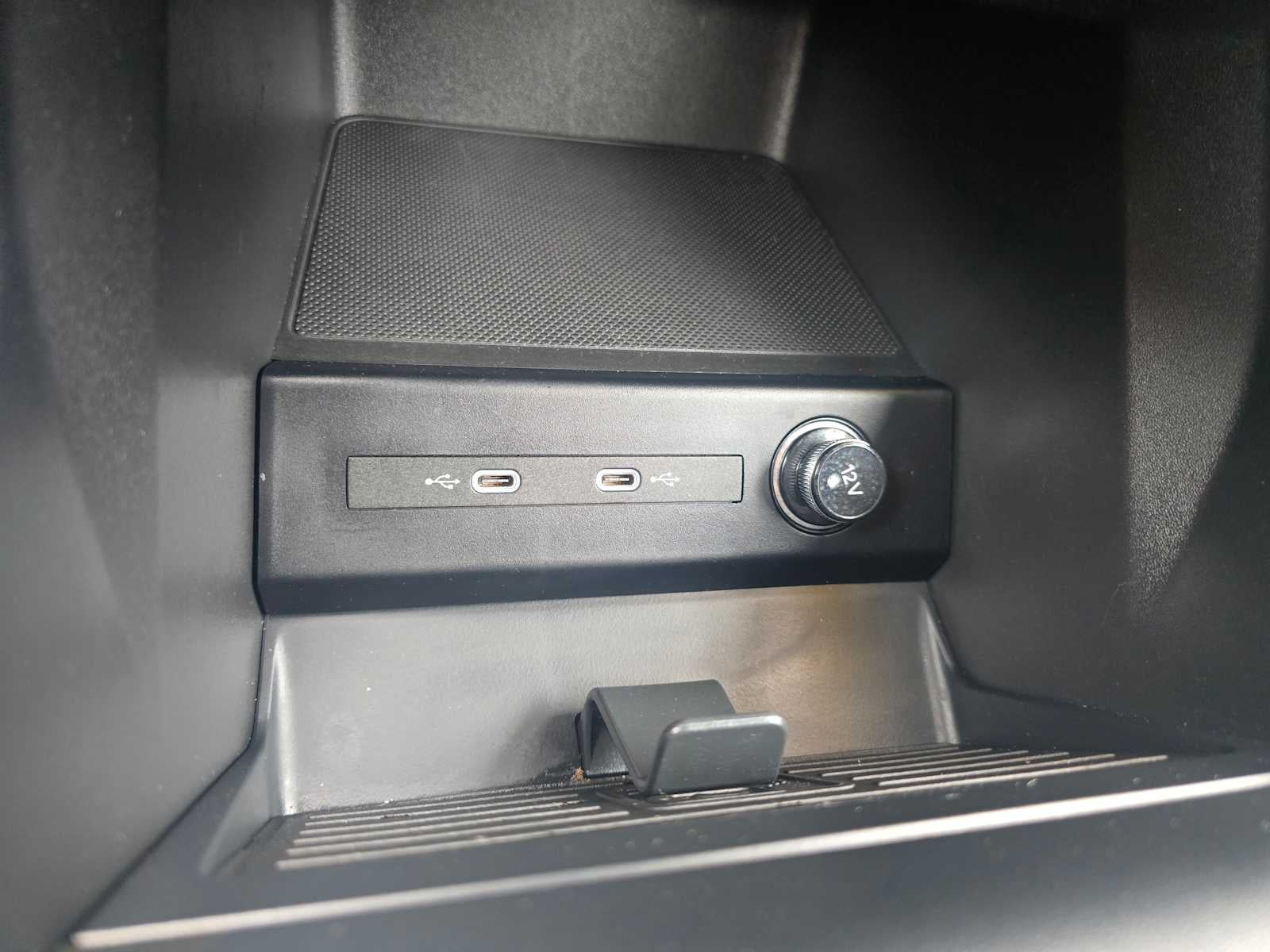 2024 Audi Q4 e-tron Premium Plus