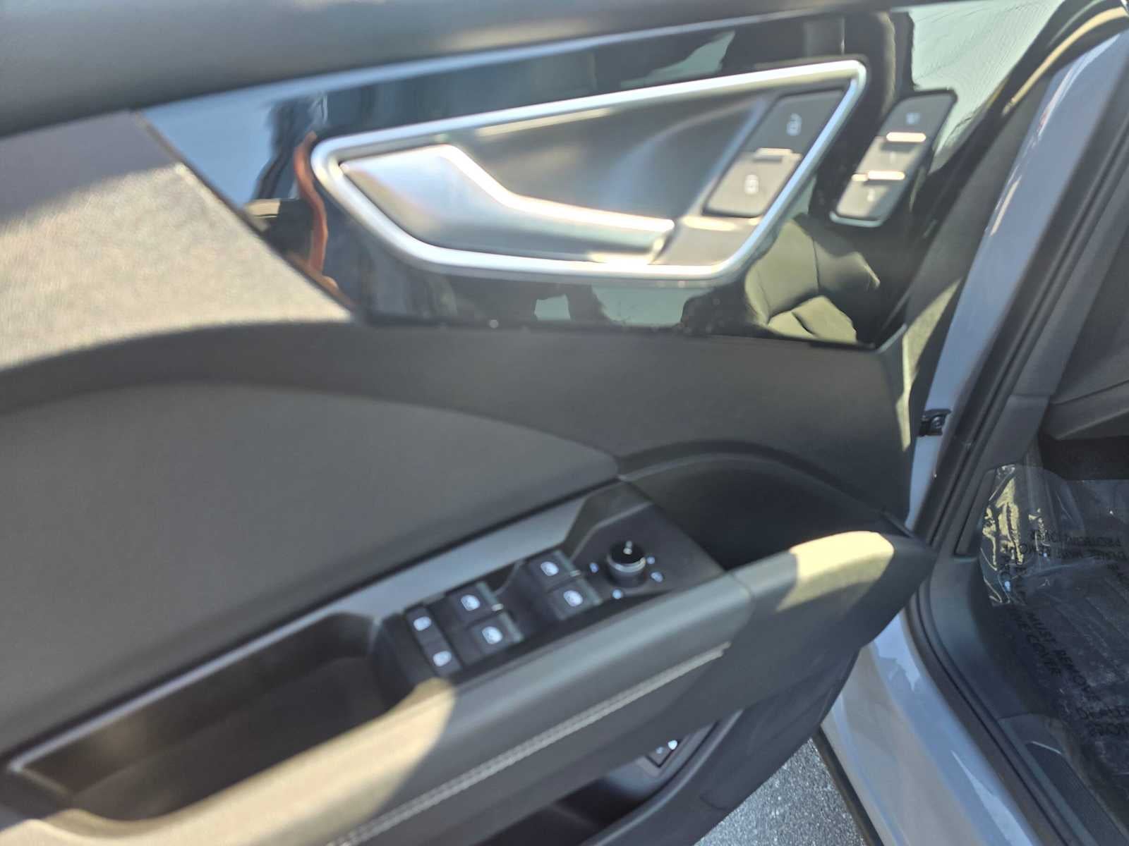 2024 Audi Q4 e-tron Premium Plus