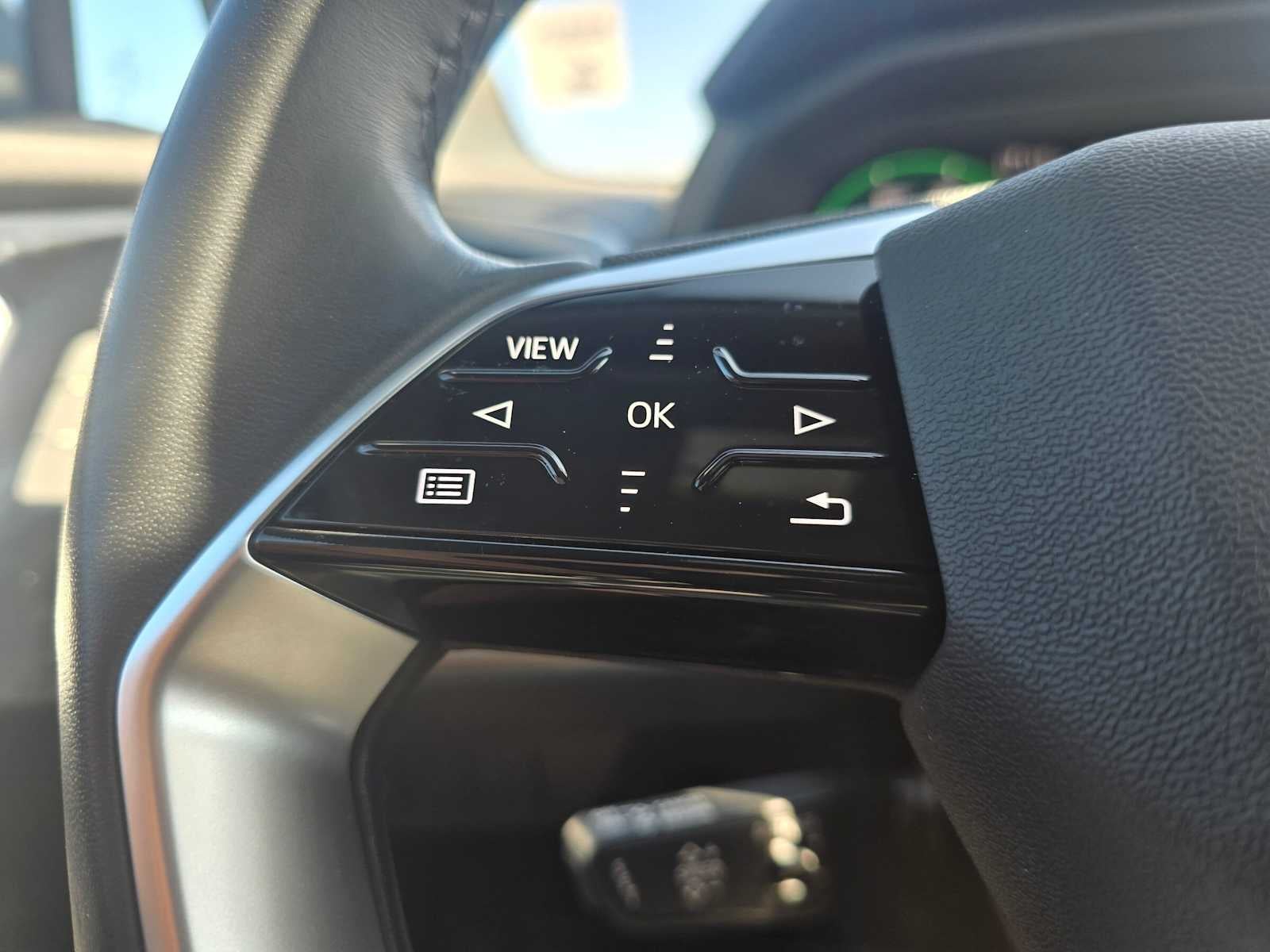 2024 Audi Q4 e-tron Premium Plus