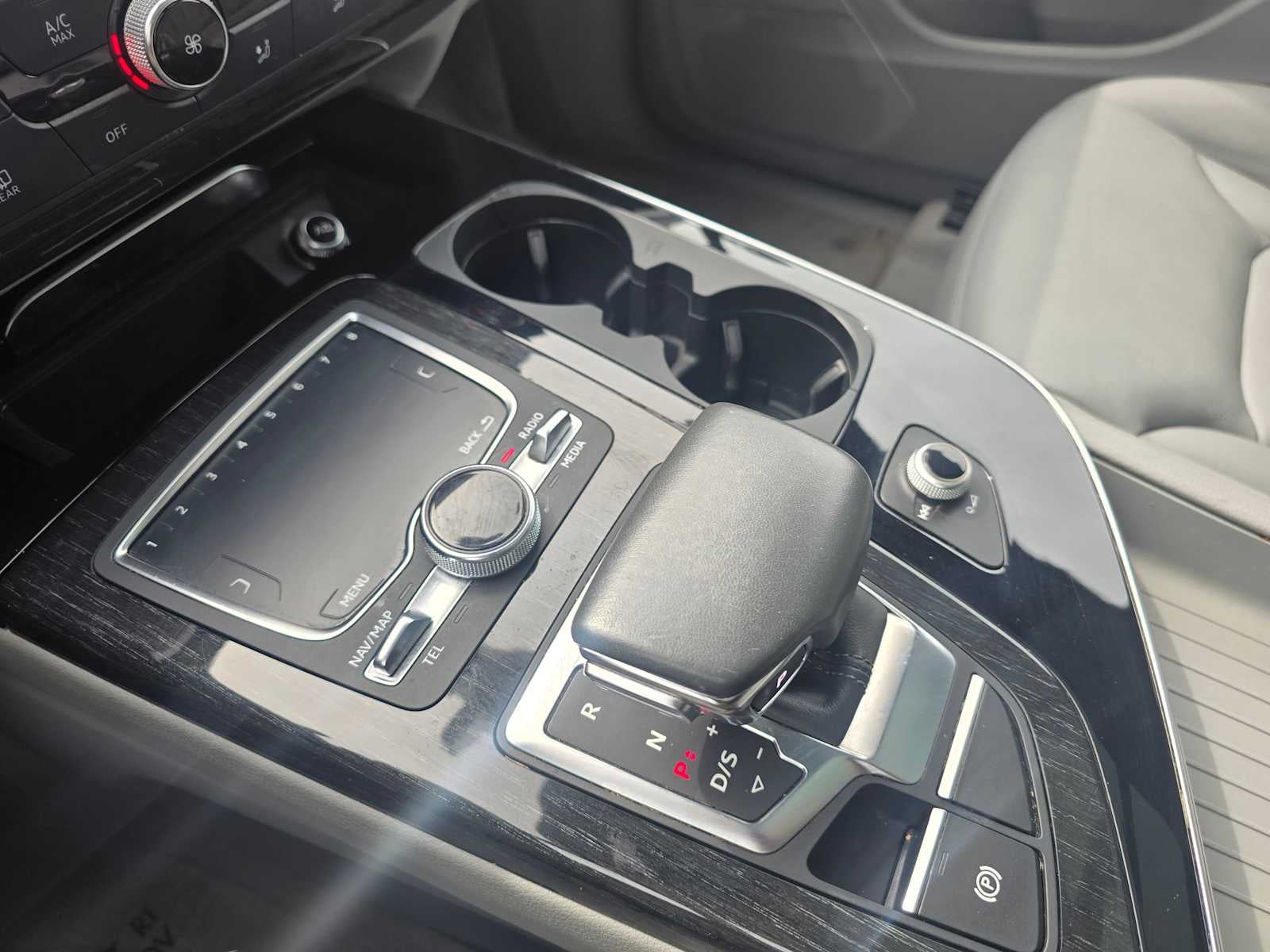 2019 Audi Q7 Premium Plus