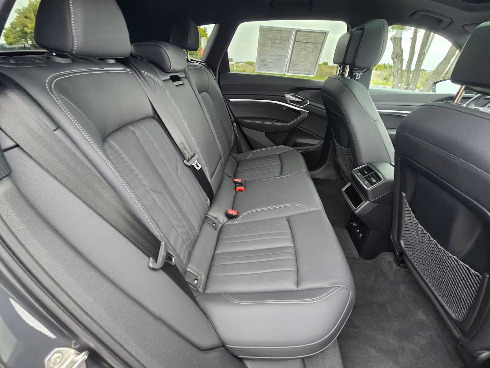 2023 Audi e-tron Premium Plus