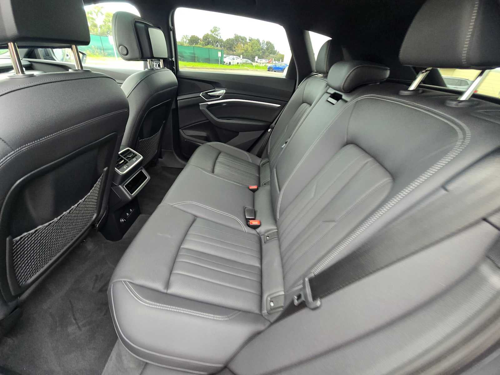 2023 Audi e-tron Premium Plus