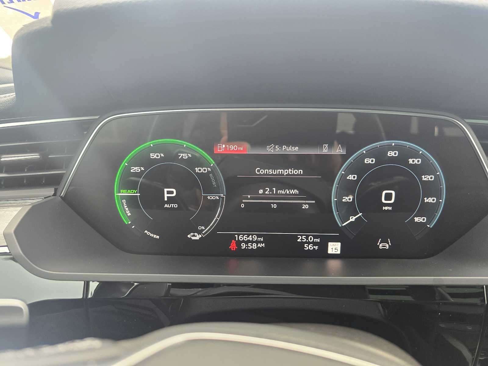 2023 Audi e-tron Premium Plus