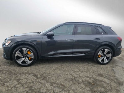 2023 Audi e-tron Premium Plus
