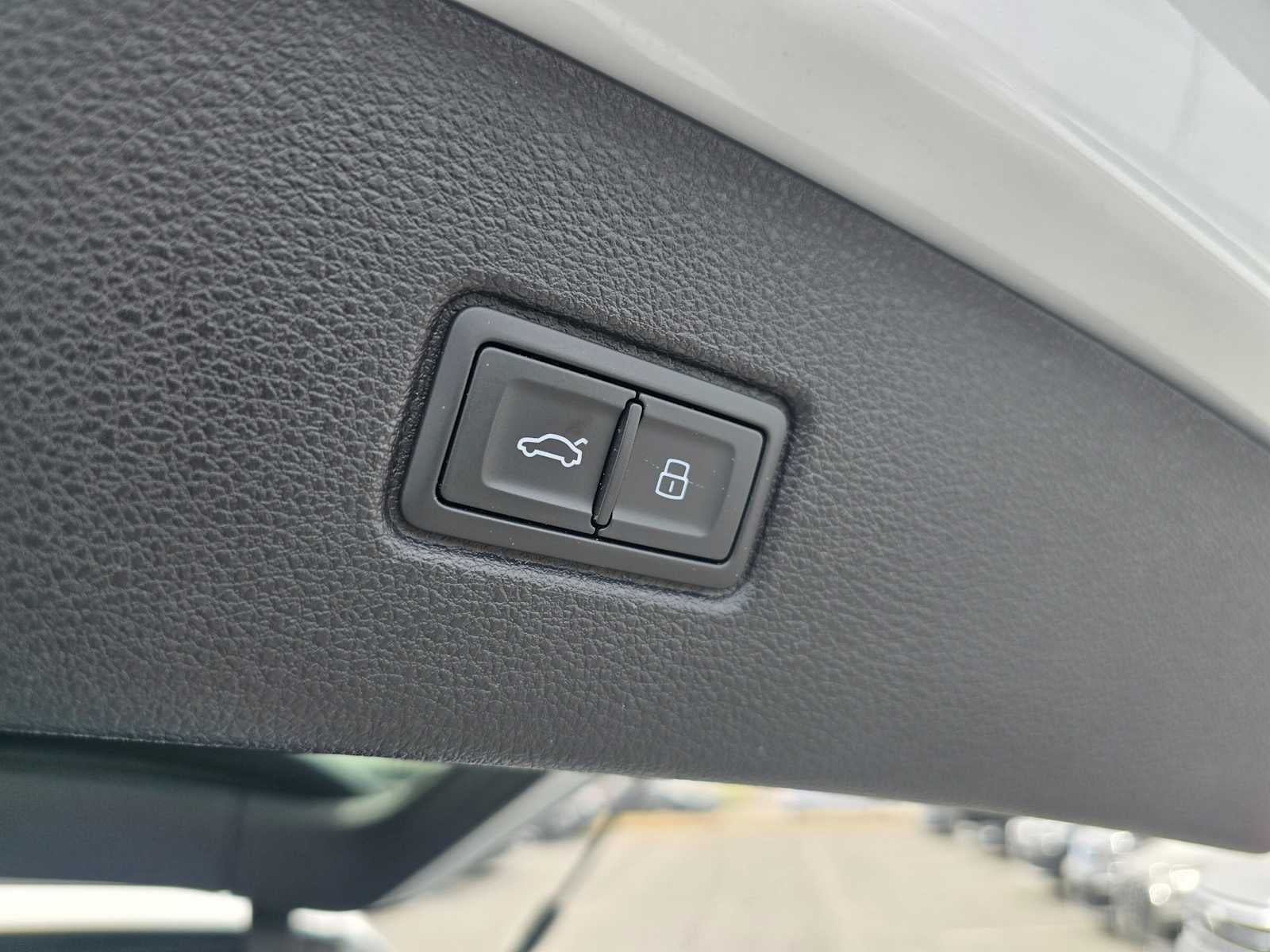 2023 Audi Q7 Premium Plus