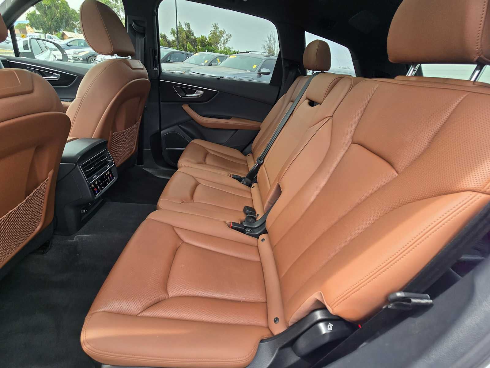 2023 Audi Q7 Premium Plus