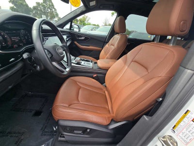2023 Audi Q7 Premium Plus