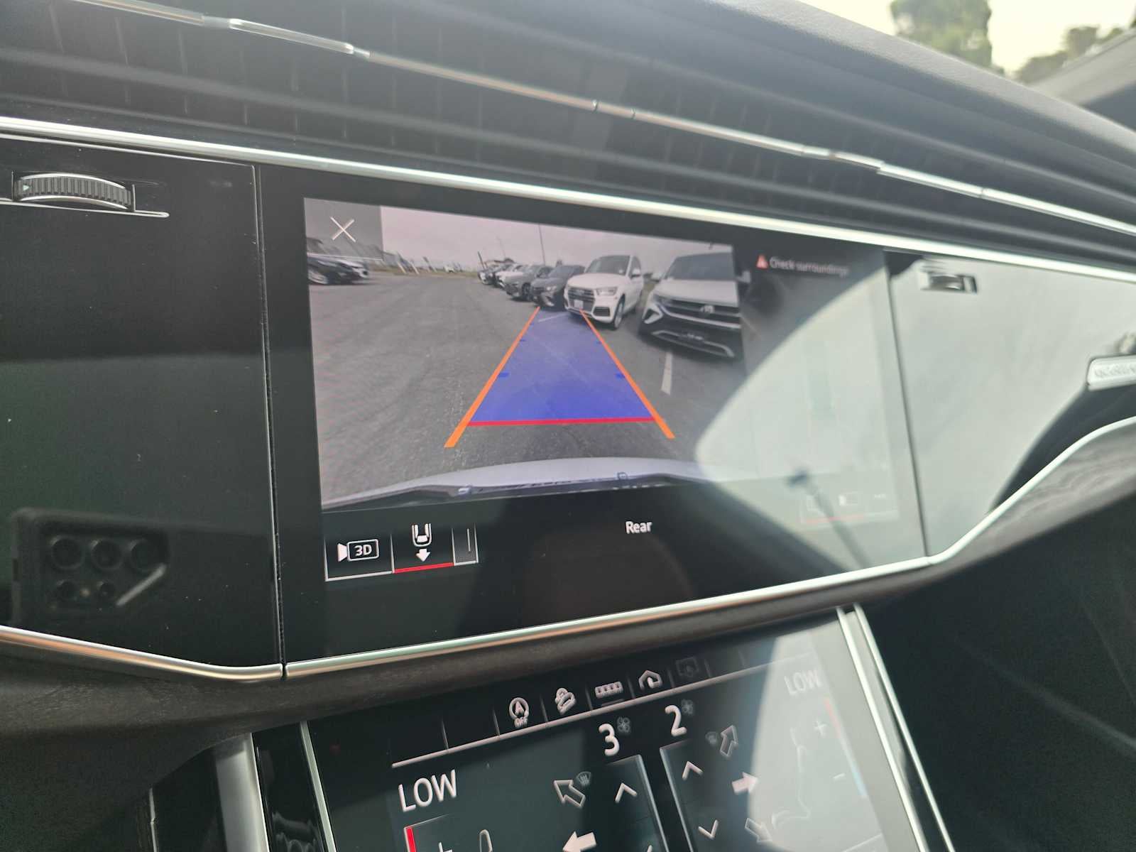 2023 Audi Q7 Premium Plus