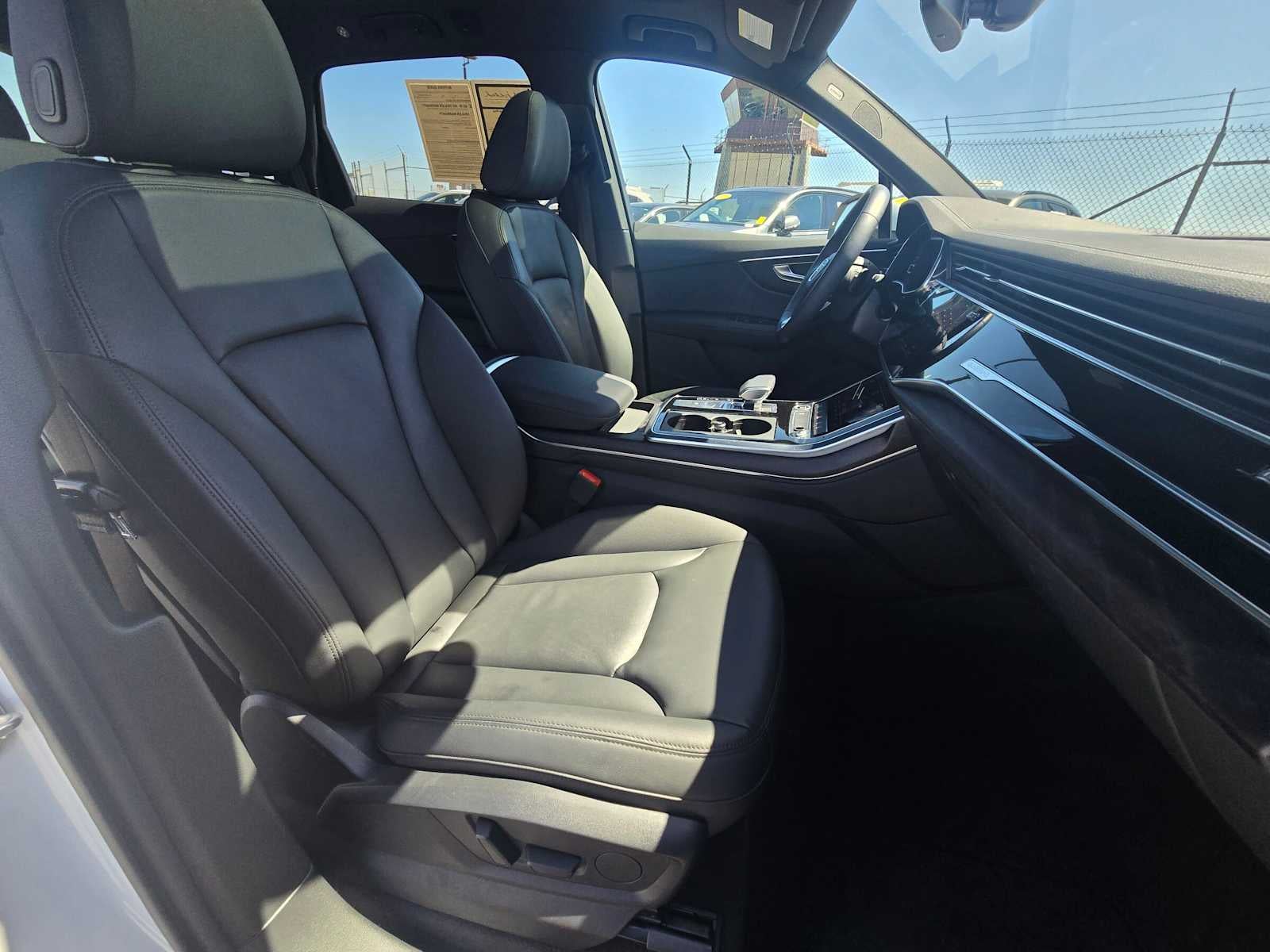 2023 Audi Q7 Premium Plus