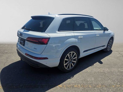 2023 Audi Q7 Premium Plus