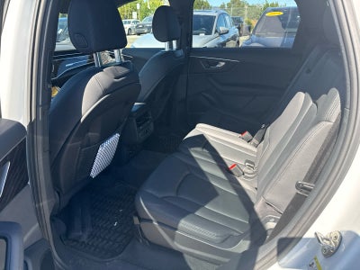2023 Audi Q7 Premium Plus