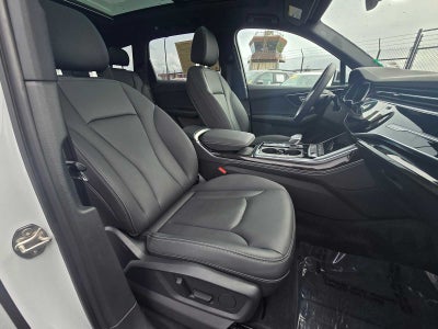2025 Audi Q7 Premium Plus