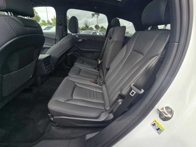 2025 Audi Q7 Premium Plus