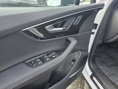 2025 Audi Q7 Premium Plus