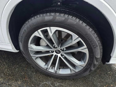 2025 Audi Q7 Premium Plus