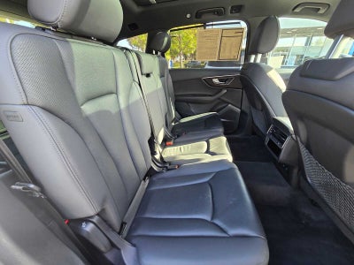 2023 Audi Q7 Premium Plus