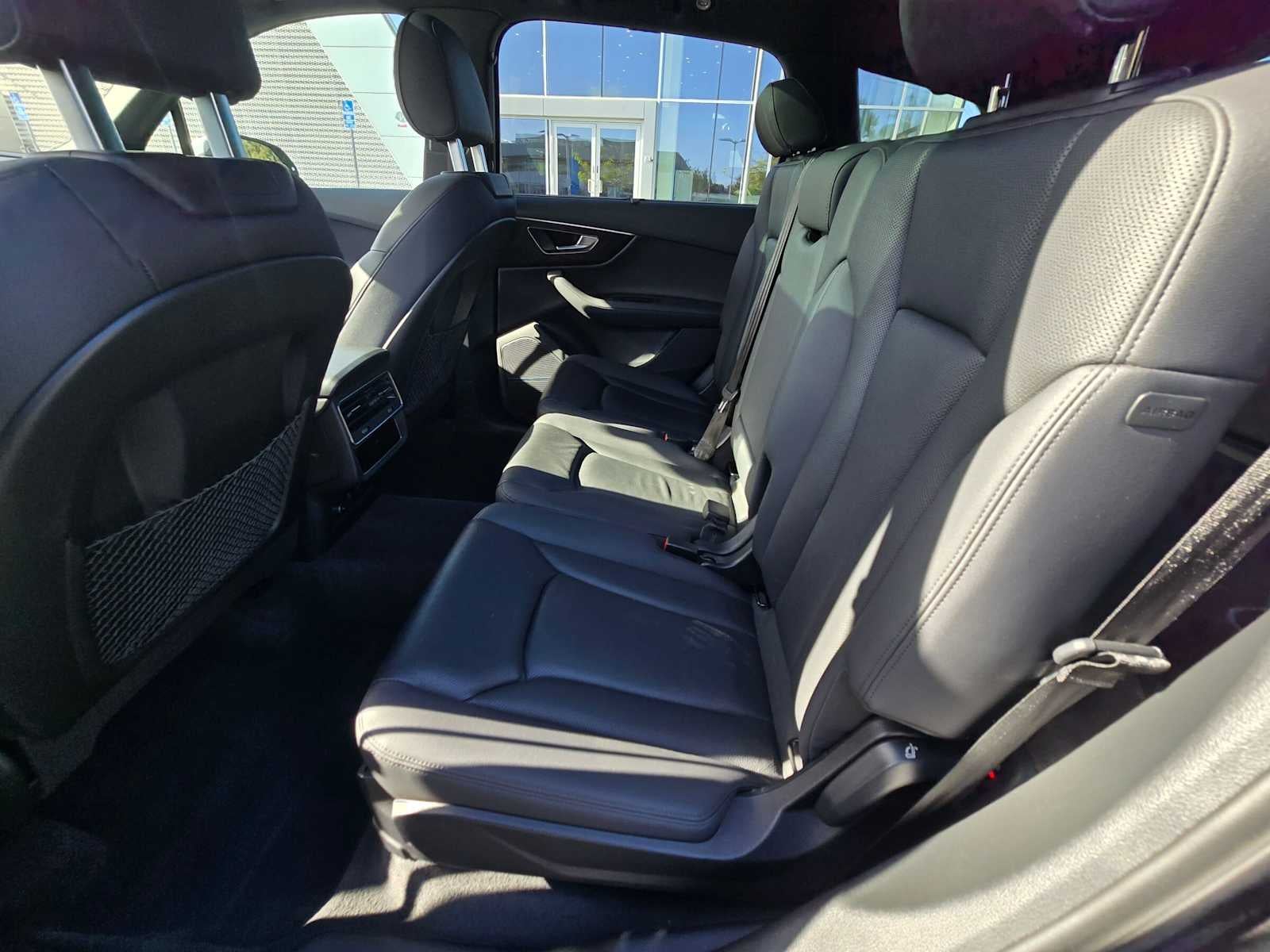 2023 Audi Q7 Premium Plus