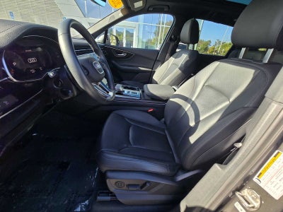 2023 Audi Q7 Premium Plus