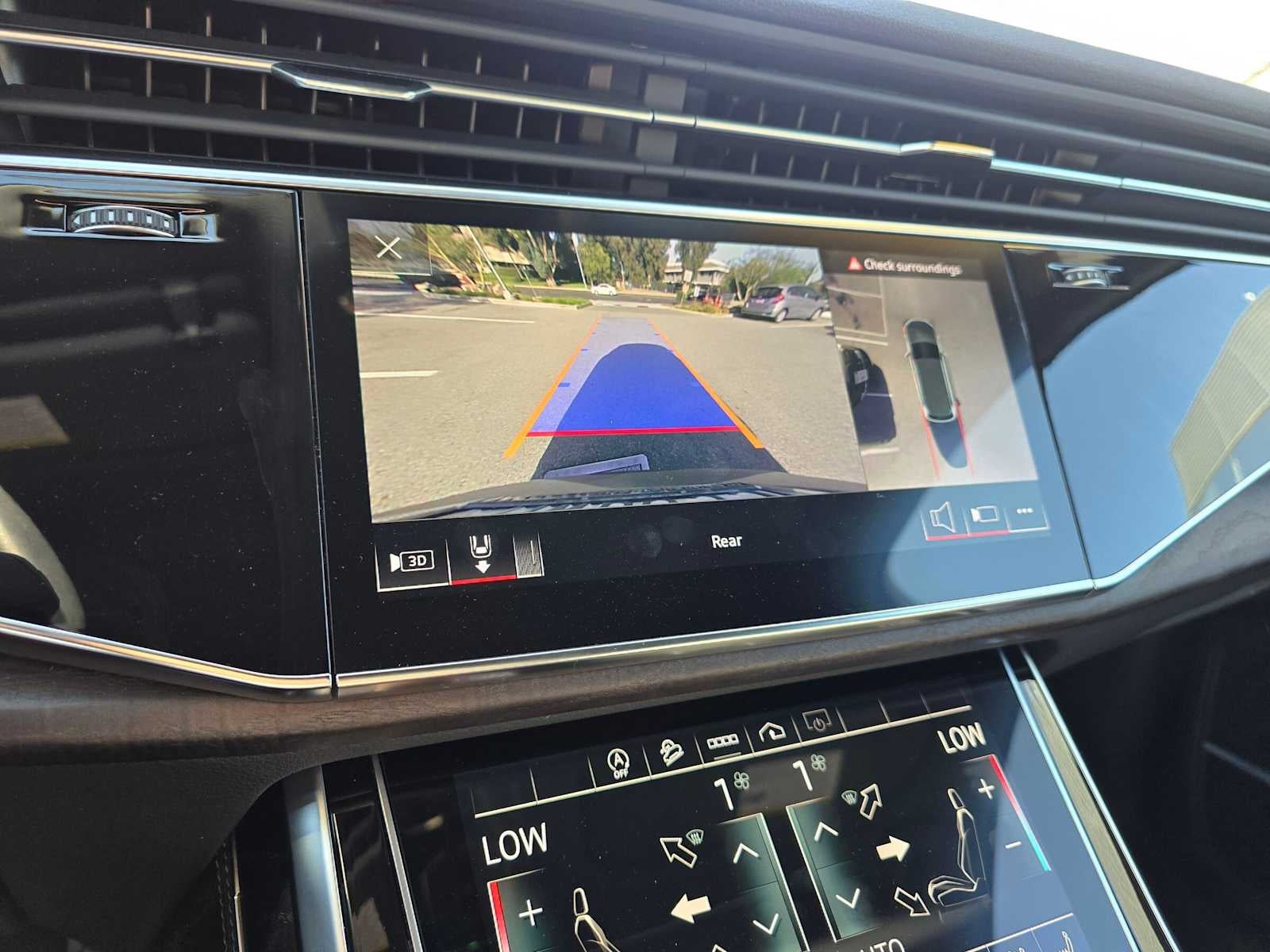 2023 Audi Q7 Premium Plus