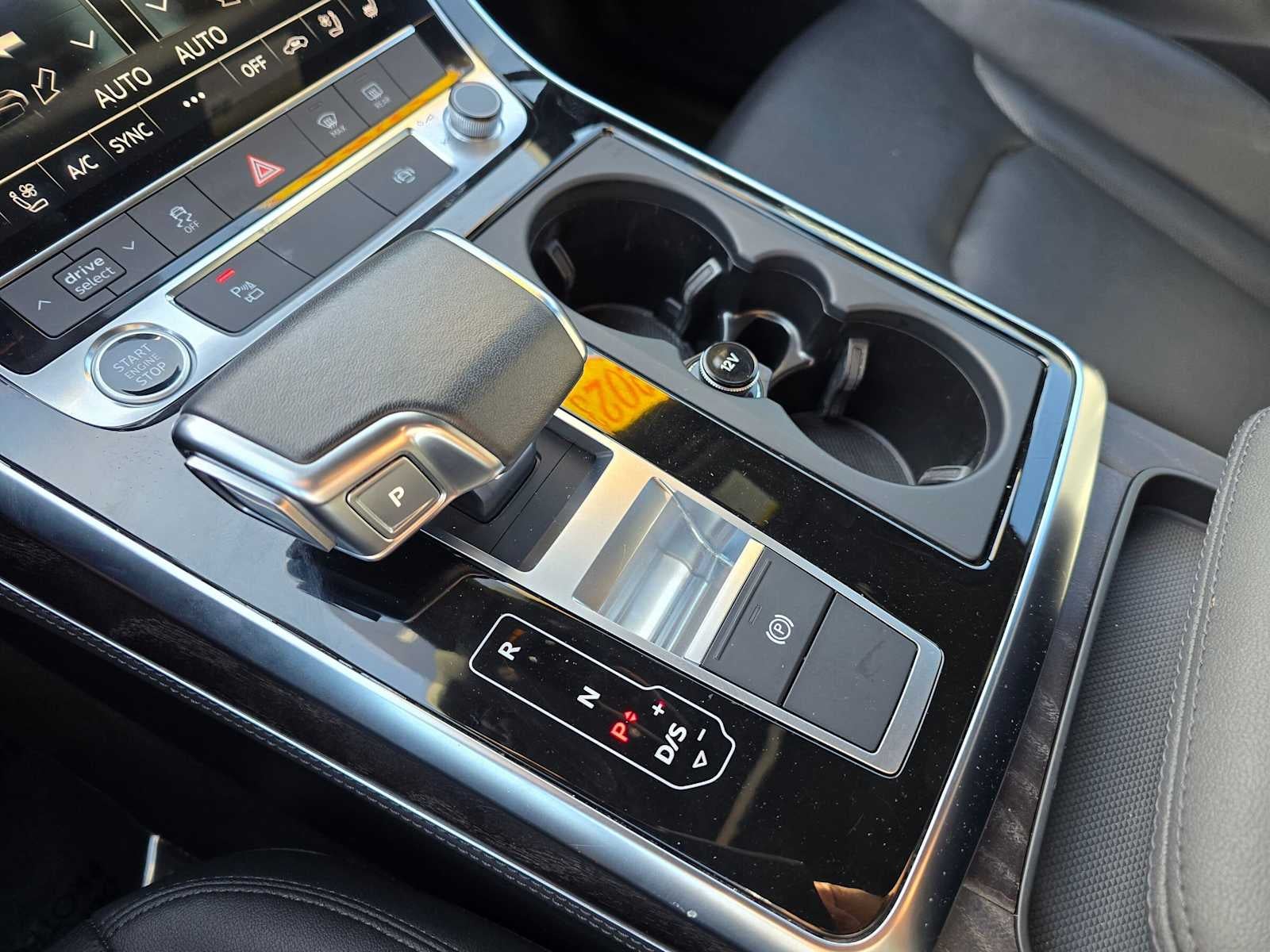 2023 Audi Q7 Premium Plus