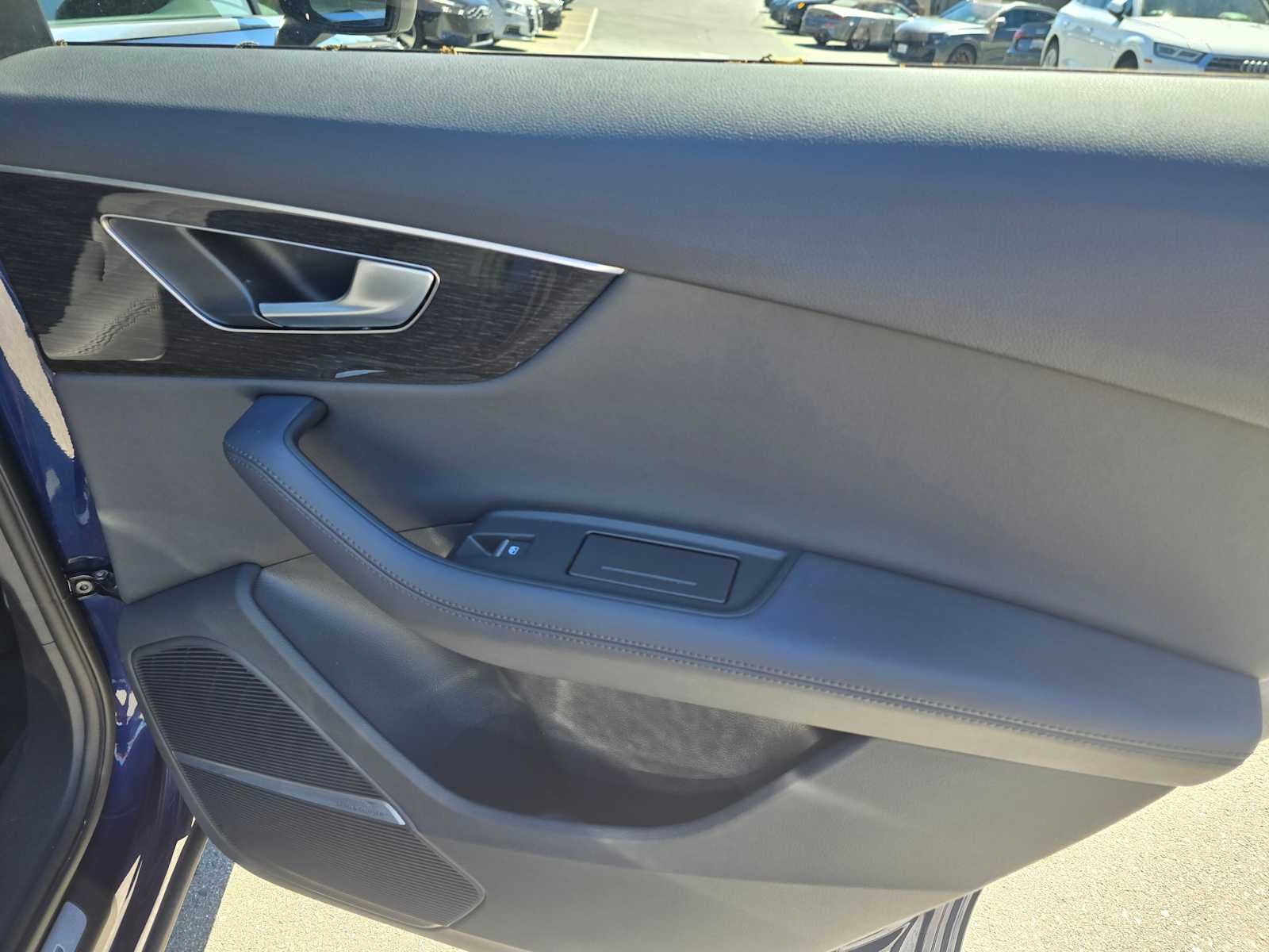 2024 Audi Q7 Premium Plus