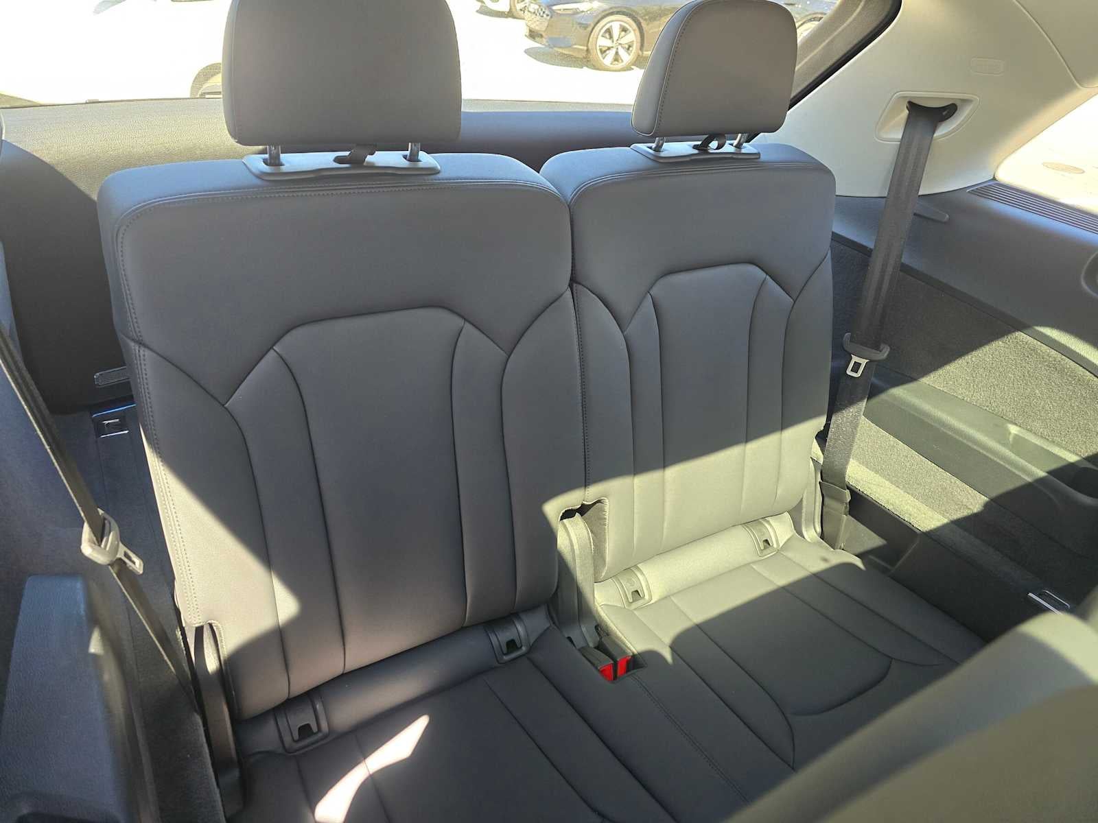 2024 Audi Q7 Premium Plus