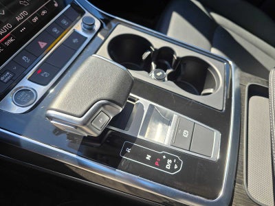 2024 Audi Q7 Premium Plus