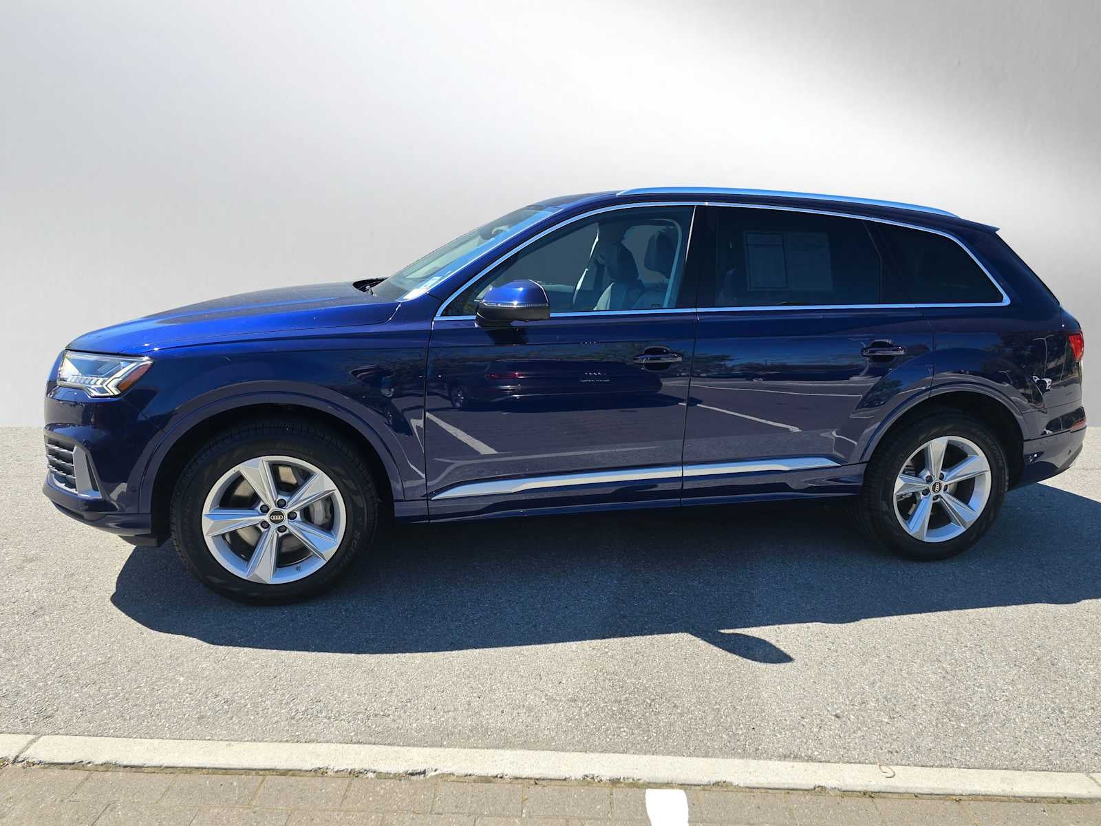 2024 Audi Q7 Premium Plus