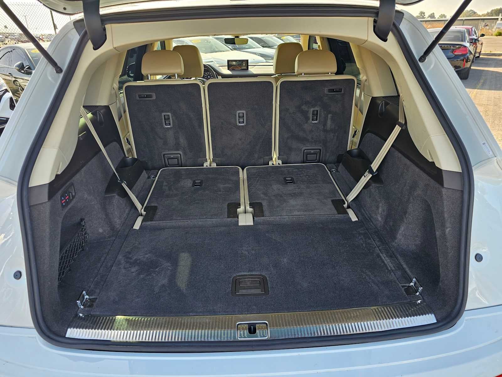2019 Audi Q7 Premium Plus