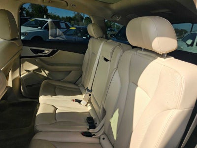 2019 Audi Q7 Premium Plus