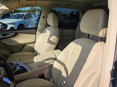 2019 Audi Q7 Premium Plus