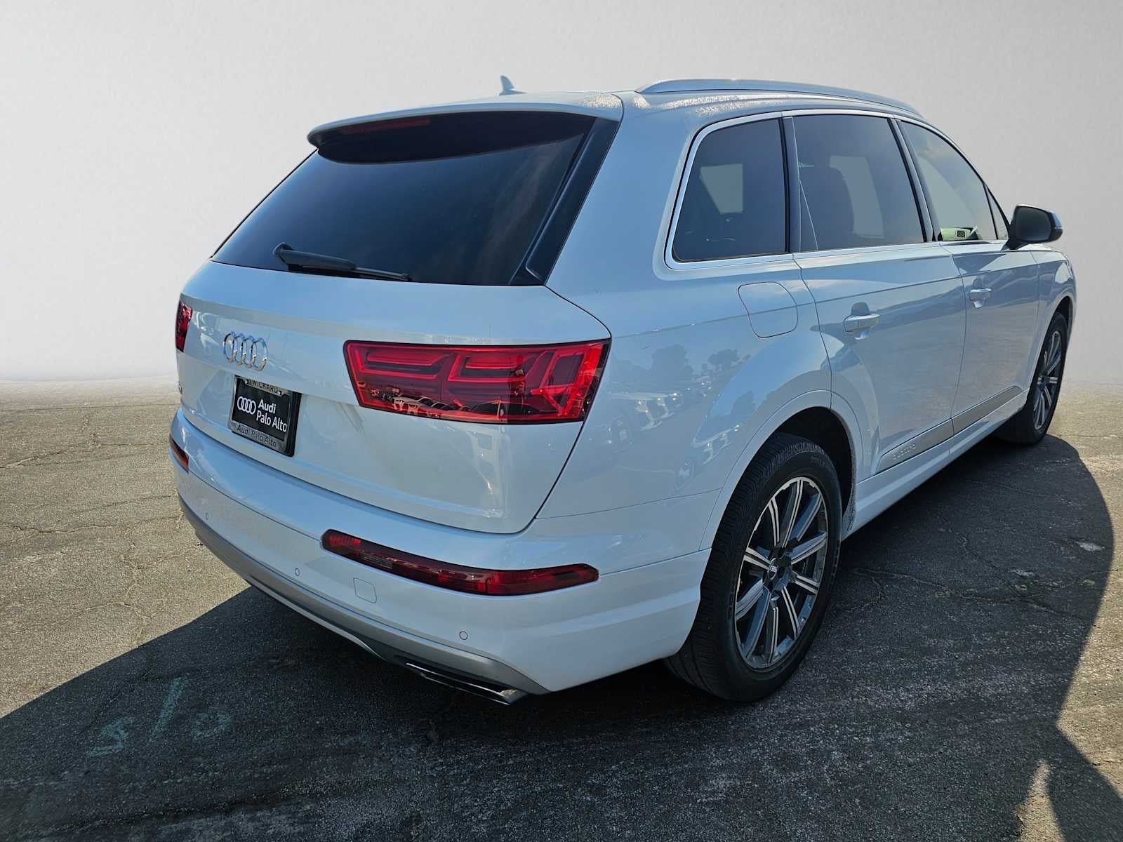 2019 Audi Q7 Premium Plus