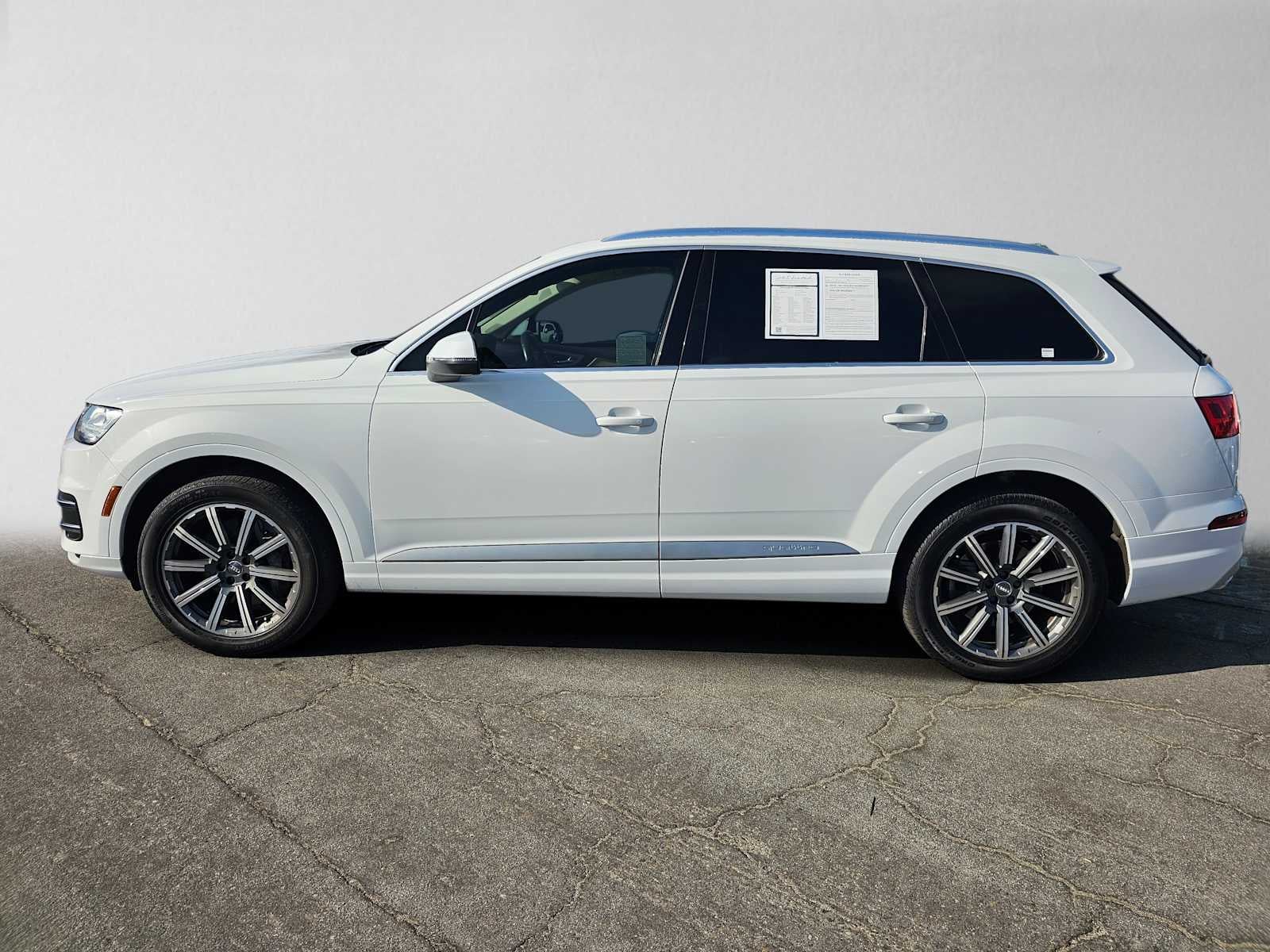 2019 Audi Q7 Premium Plus