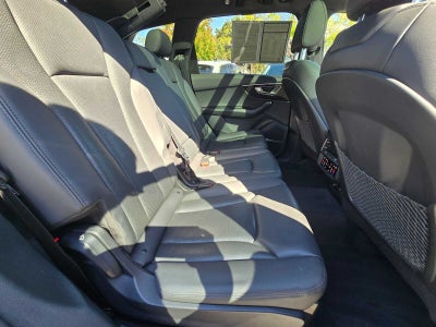 2022 Audi Q7 Premium Plus