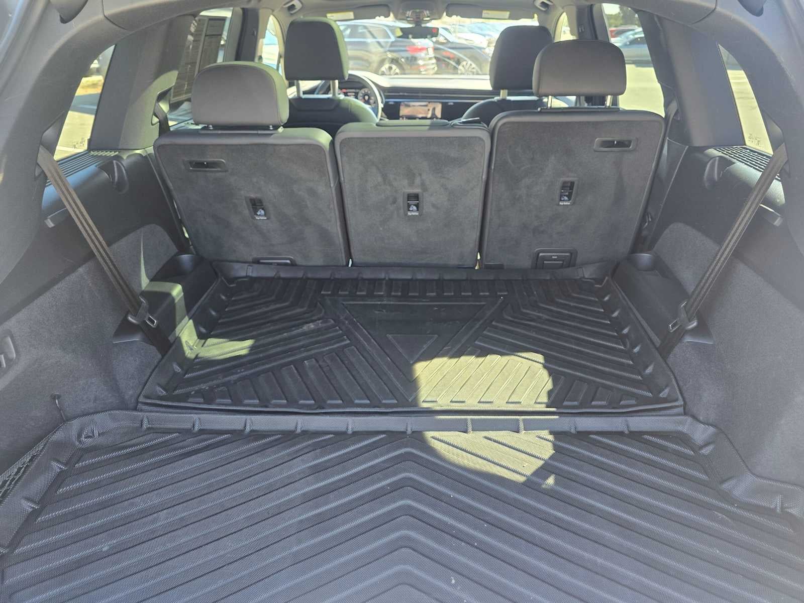 2022 Audi Q7 Premium Plus