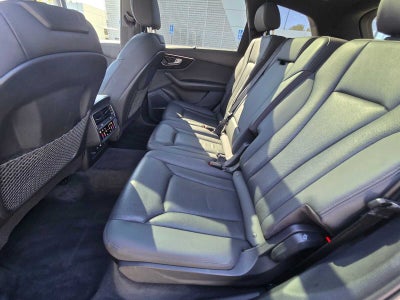 2022 Audi Q7 Premium Plus