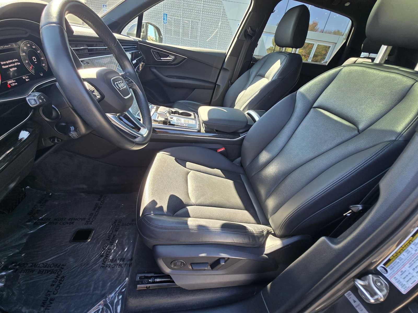 2022 Audi Q7 Premium Plus