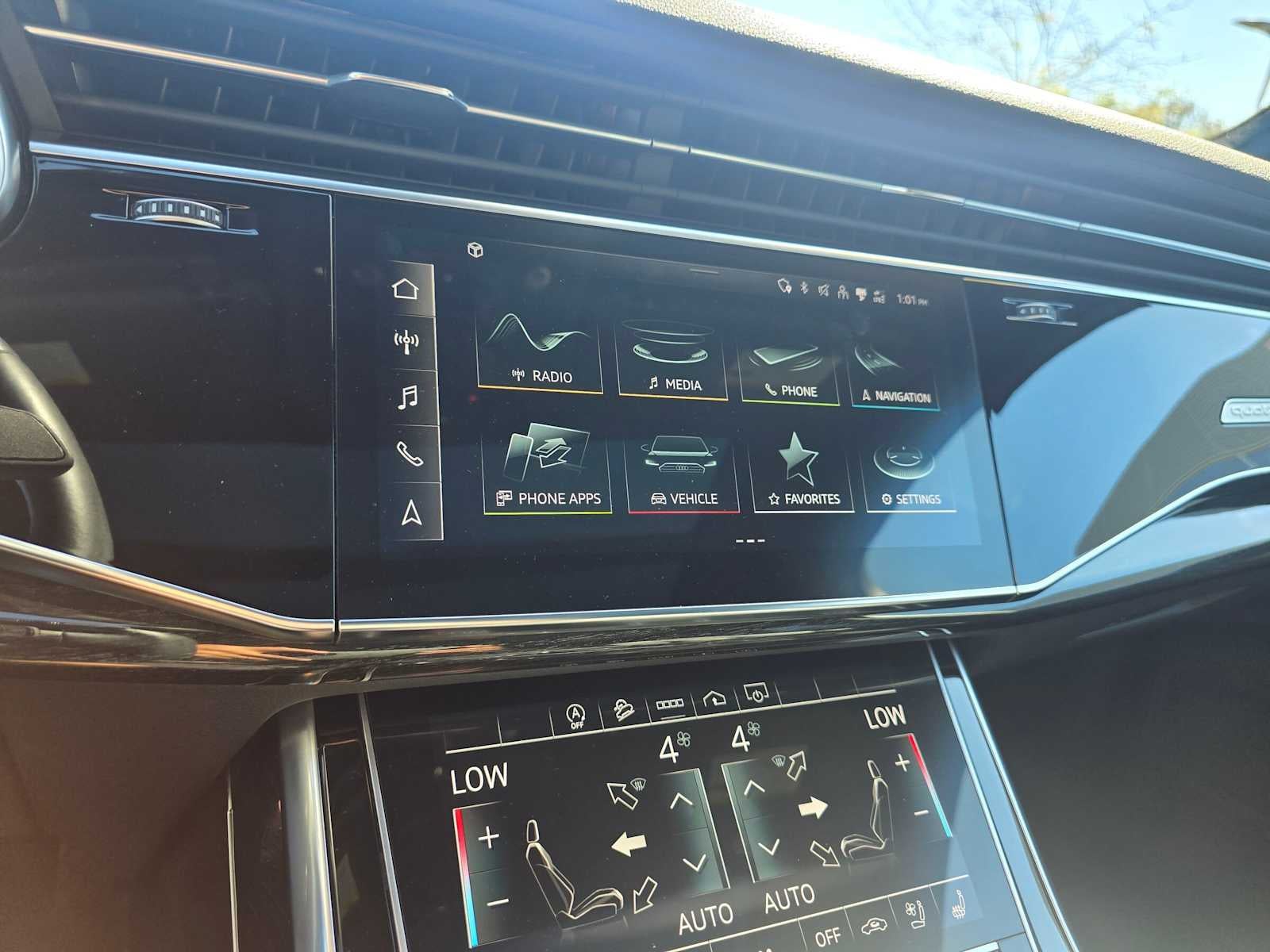 2022 Audi Q7 Premium Plus