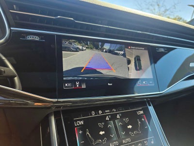 2022 Audi Q7 Premium Plus