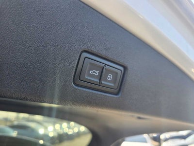 2024 Audi Q4 e-tron Premium Plus