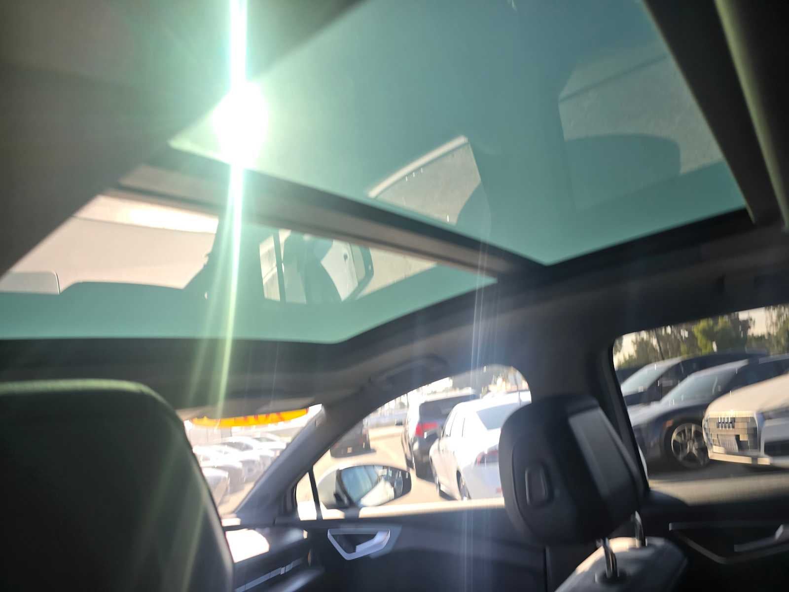 2024 Audi Q4 e-tron Premium Plus