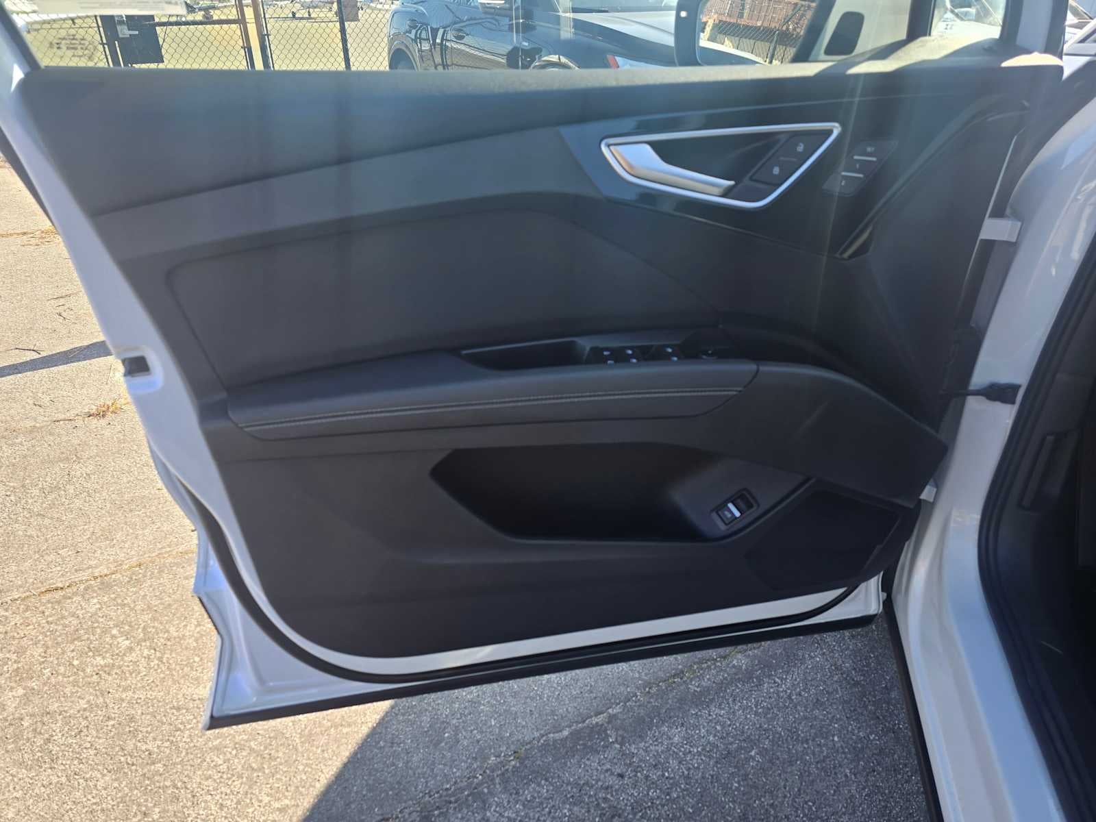 2024 Audi Q4 e-tron Premium Plus