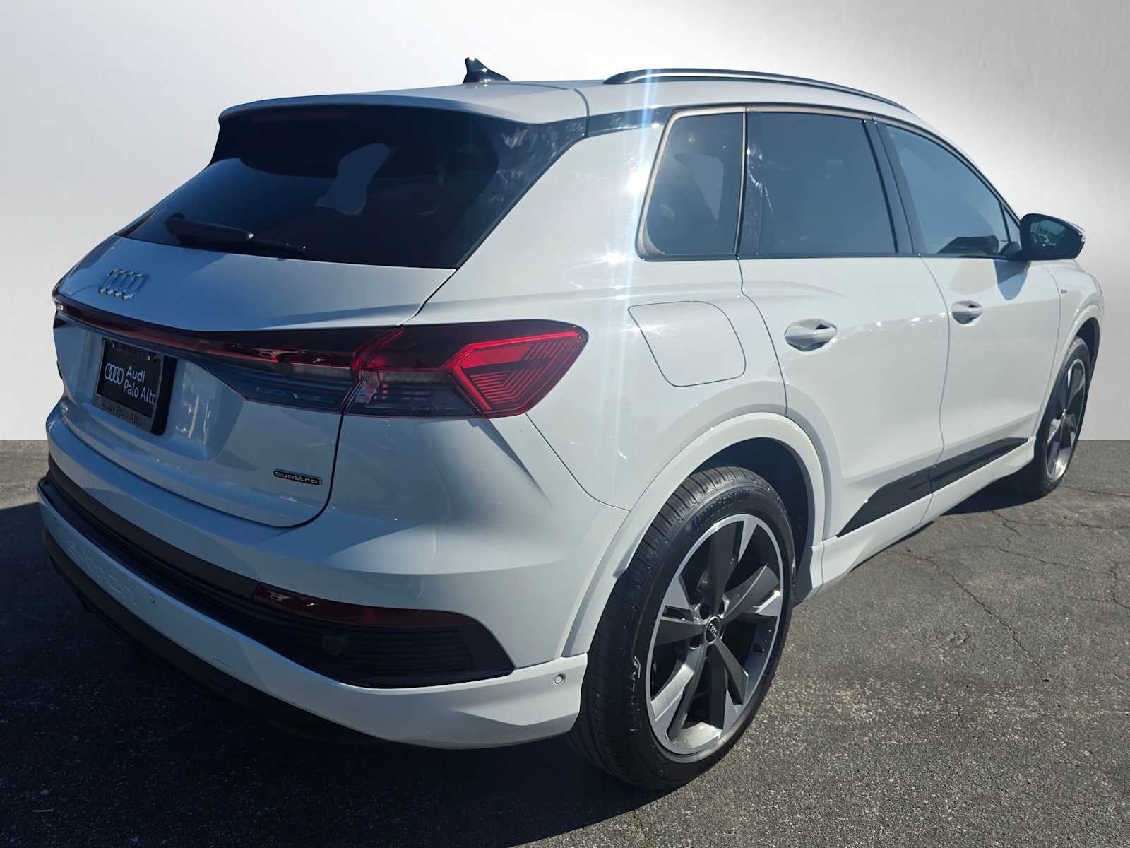 2024 Audi Q4 e-tron Premium Plus