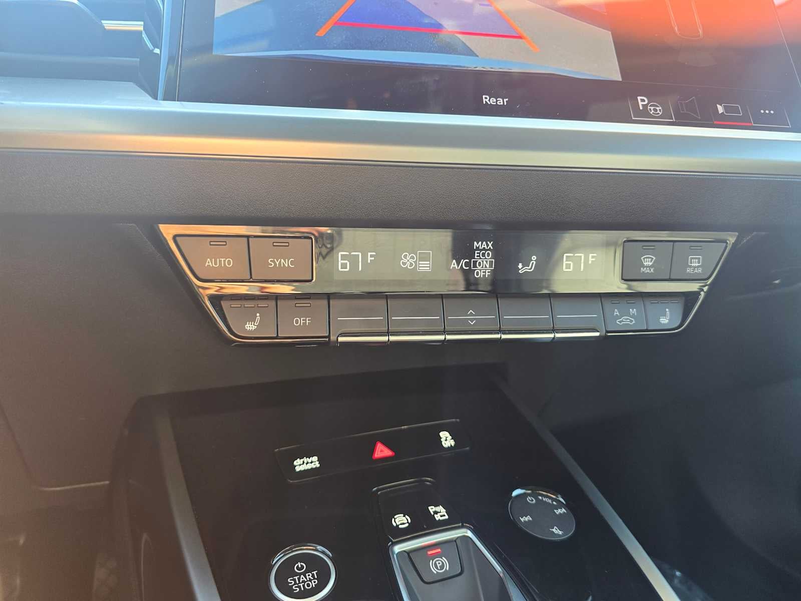 2024 Audi Q4 e-tron Premium Plus